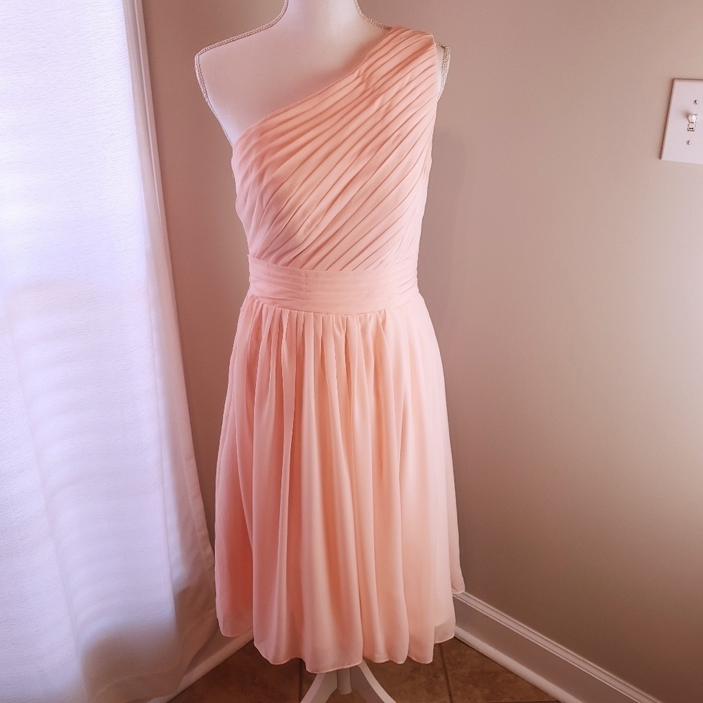 Peach chiffon Size 7‎ One Shoulder Formal Dress Pleated bodice fully lined